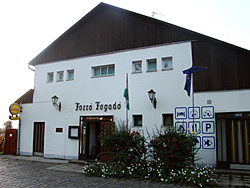 penzion Forr� Fogad� v R�szke