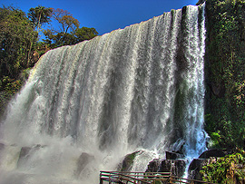 horn&iacute; �&aacute;st vodop&aacute;du Bossetti