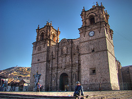 katedr&aacute;la v Punu